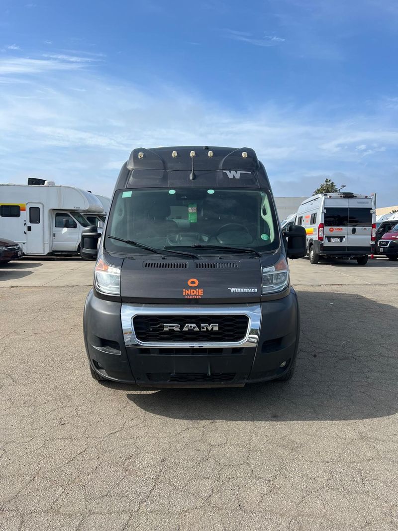 Picture 3/30 of a 2023 Winnebago Solis 59PX for sale in Los Angeles, California