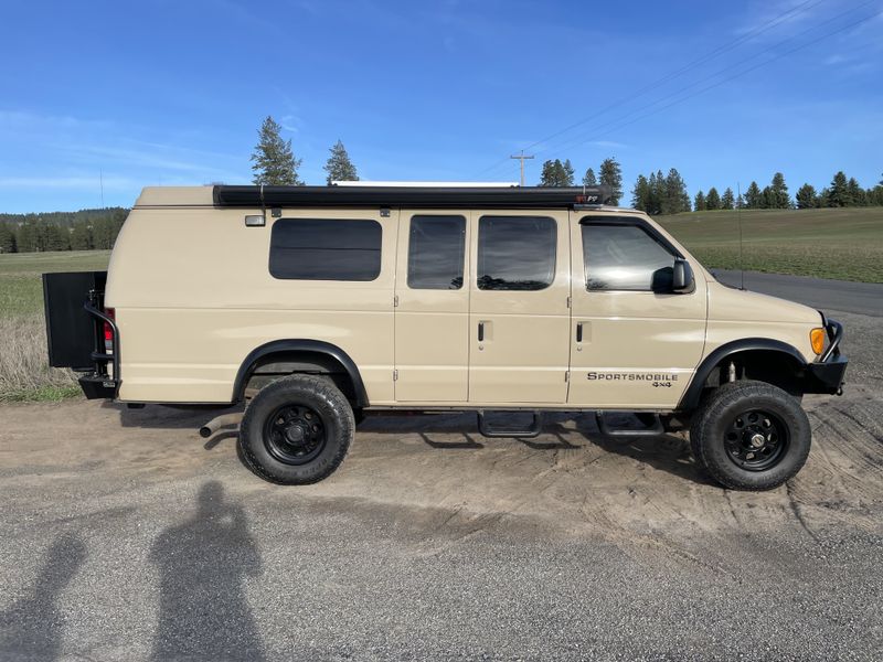 Picture 3/28 of a 2006 Ford E350 Super Duty EB Sportsmobile Van for sale in Spokane, Washington