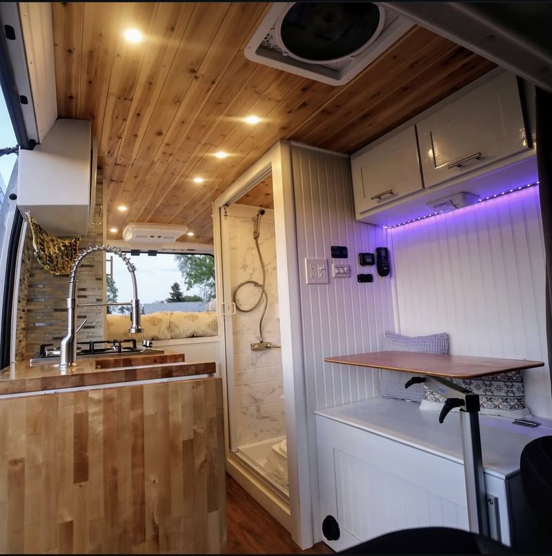 Picture 5/8 of a Your Dream Mobile Tiny Home Awaits! for sale in Issaquah, Washington