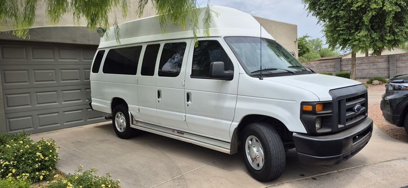 Picture 2/9 of a camper van for 5people Ford e-350 econoline, hightop for sale in Mesa, Arizona