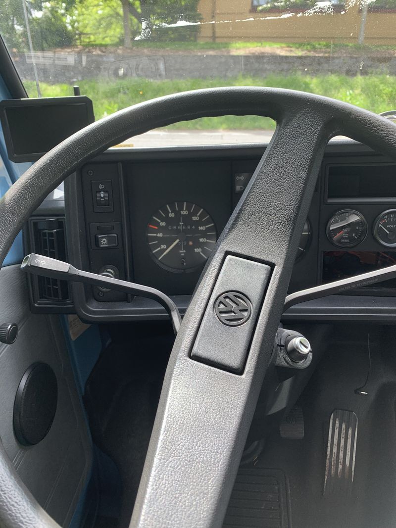 Picture 3/21 of a 1991-Volkswagen LT28 Van (Extended Version) for sale in Portland, Oregon