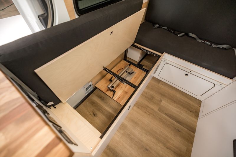 Picture 4/25 of a *Brand New* 2022 170 4x4 Sprinter Campervan by VanCraft for sale in Salt Lake City, Utah