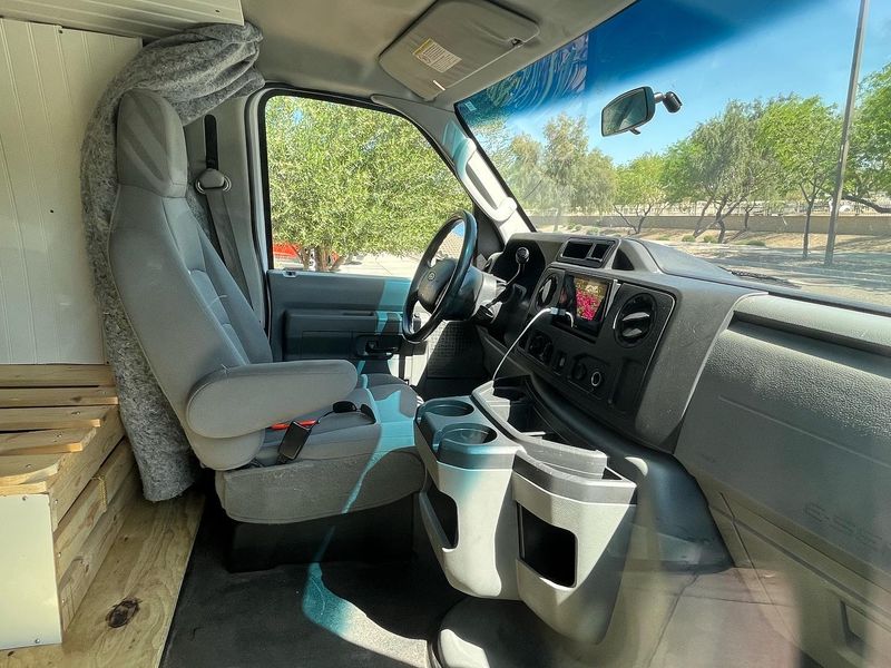 Picture 2/17 of a 2009 E250 Solo Camper van (76k miles) for sale in Surprise, Arizona