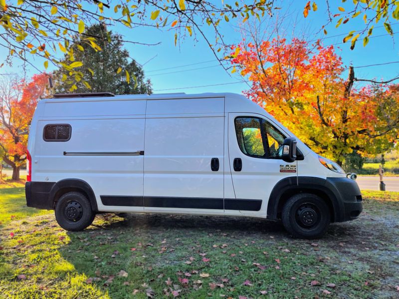 Picture 3/17 of a 2019 RAM Promaster 3500 built for 2 with Pets for sale in Boulder, Colorado