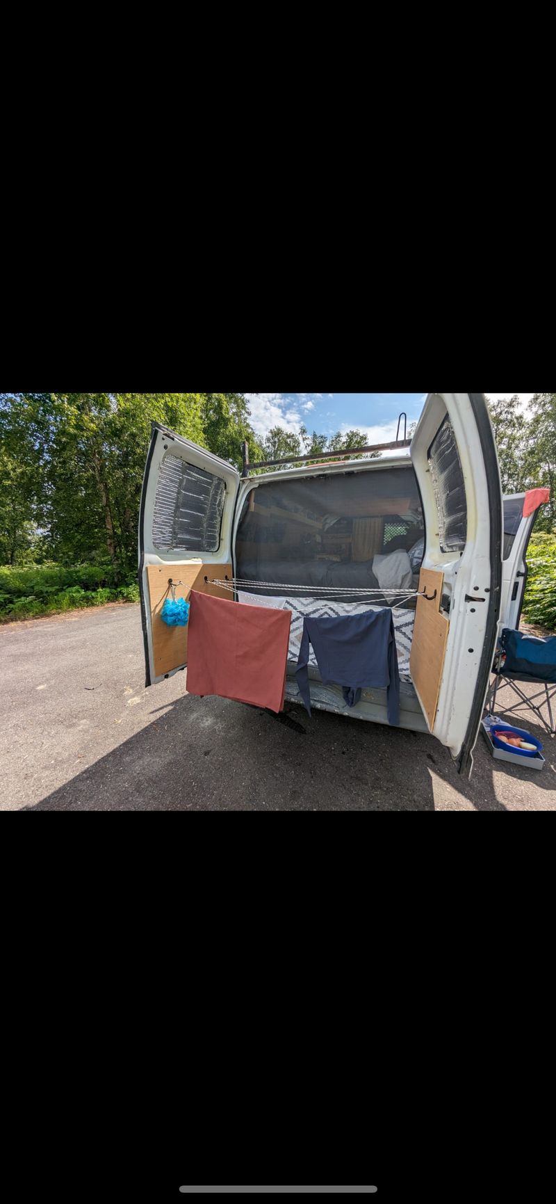 Picture 4/16 of a 2004 ford econoline e250 for sale in Thousand Oaks, California