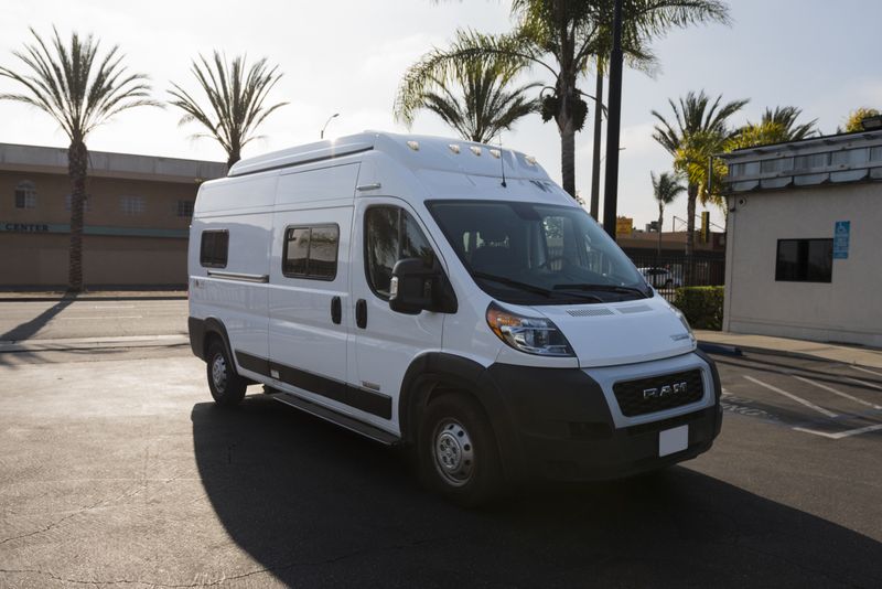 Picture 1/24 of a 2022 WINNEBAGO SOLIS 59PX - RV CAMPERVAN for sale in Redwood City, California