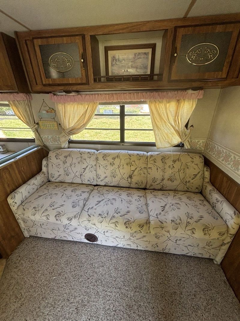 Picture 4/19 of a 1989 Catalina coachmen for sale in Graham, North Carolina