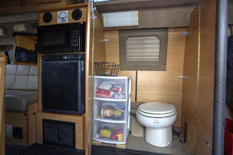 Picture 5/12 of a 2007 E350 4x4 Fixed Top - Sportsmobile conversion for sale in Sioux Falls, South Dakota