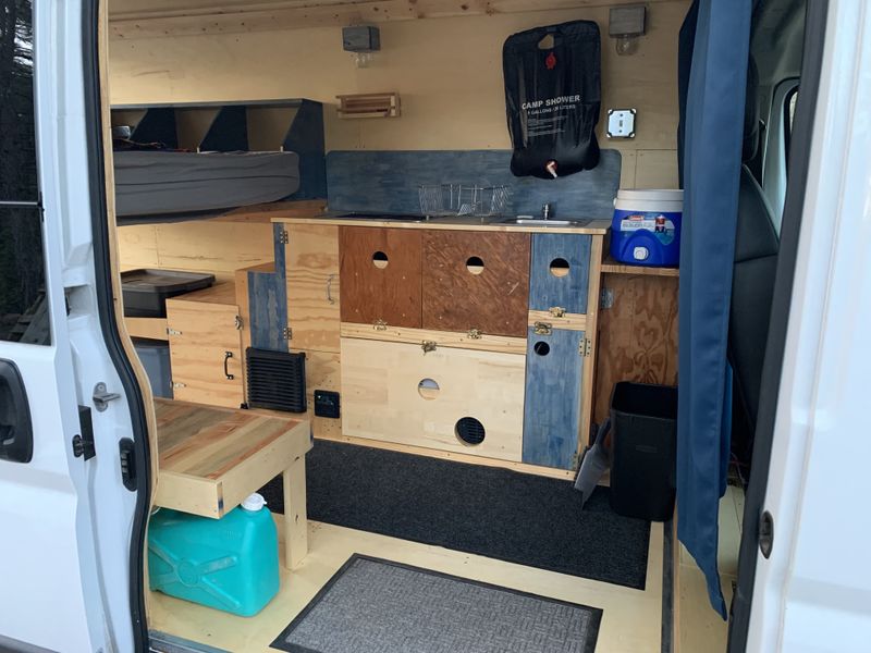 Picture 3/6 of a 2017 Ram ProMaster 2500 for sale in Bend, Oregon