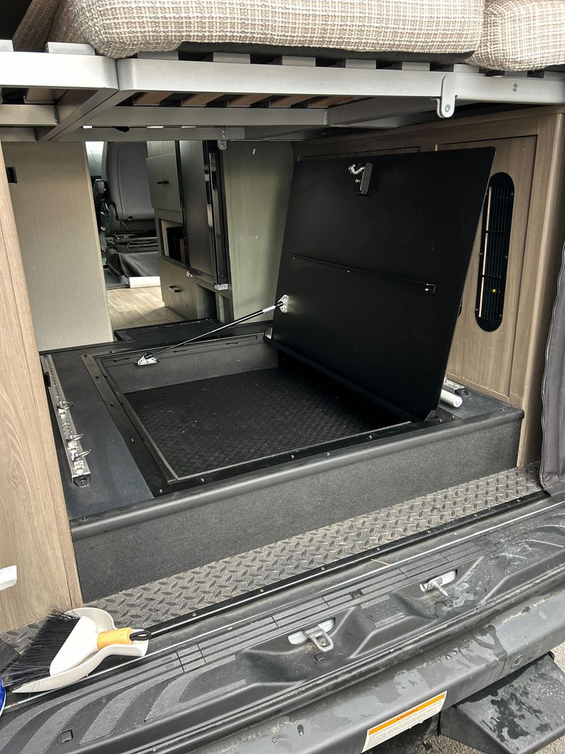 Picture 5/23 of a 2025 Thor Eddie Bauer 19EB for sale in Marysville, Washington