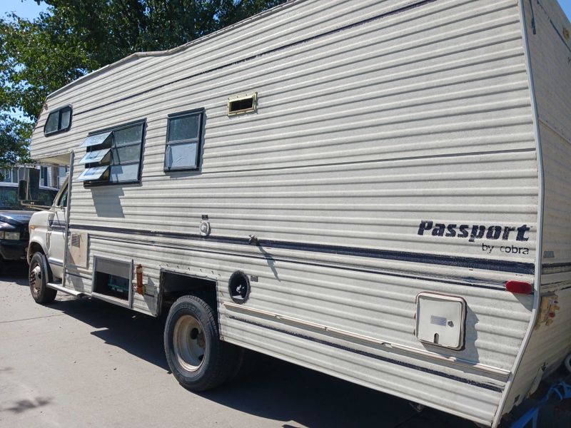 Picture 4/8 of a 89 Ford Motorhome for sale in Lincoln, Nebraska