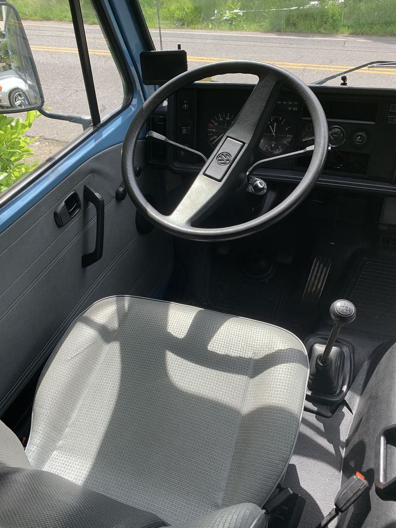 Picture 2/21 of a 1991-Volkswagen LT28 Van (Extended Version) for sale in Portland, Oregon