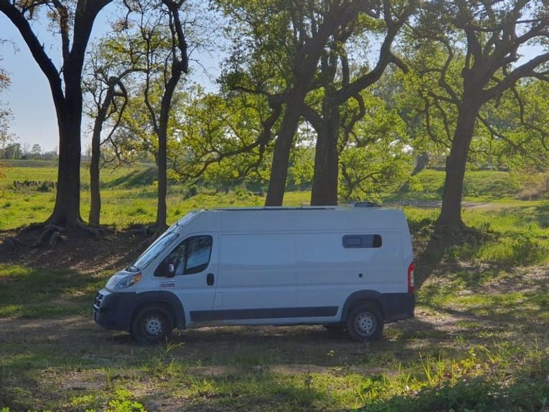 Picture 1/14 of a 2016 Dodge Ram Promaster 2500 for sale in Springfield, Virginia