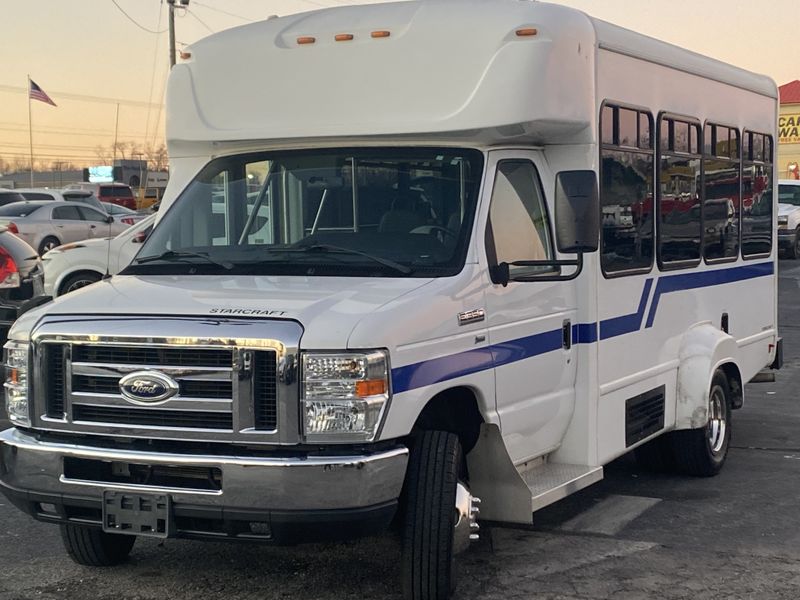Picture 1/17 of a Off-Grid Converted 2016 Ford E-350 StarCraft Shuttle Bus for sale in Atlanta, Georgia