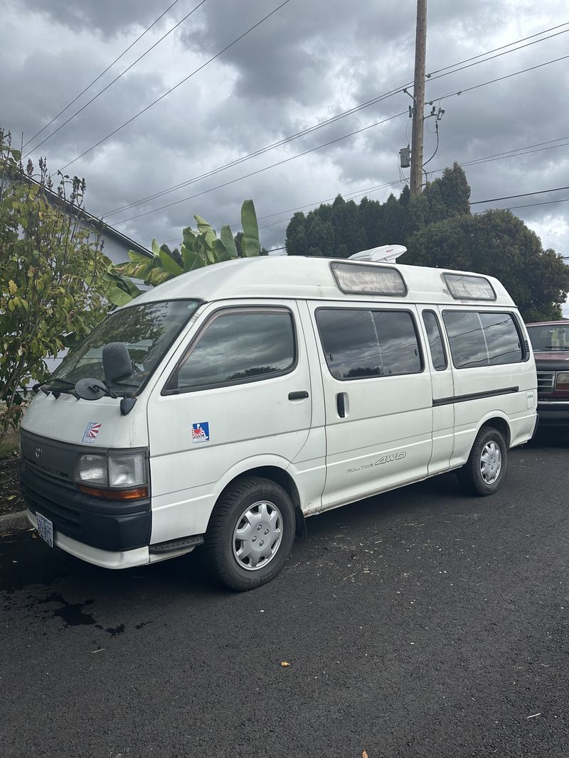 Picture 1/15 of a 1997 Toyota Hiace for sale in Timber, Oregon
