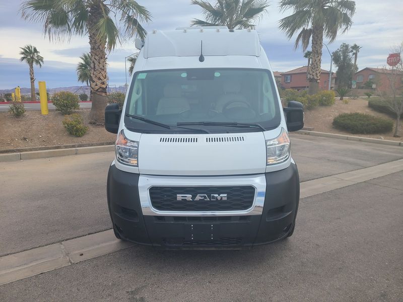 Picture 4/20 of a 2022 THOR MOTOR COACH TELLARO 20A - RV CAMPERVAN for sale in Las Vegas, Nevada