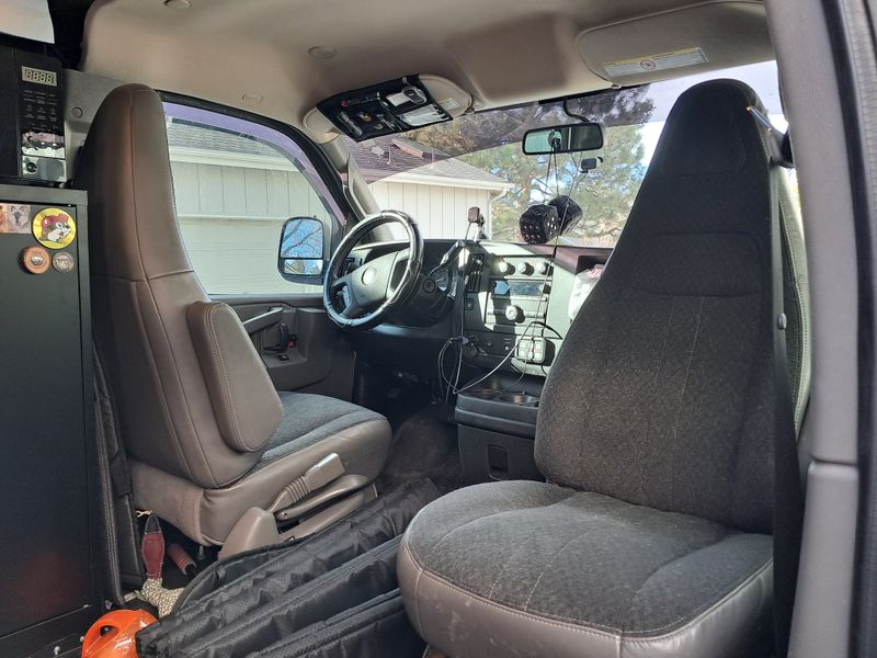 Picture 2/6 of a 2022 GMC Savana for sale in Littleton, Colorado