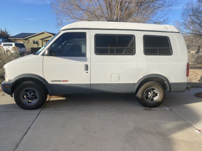 Picture 5/16 of a 2002 Chevy Astro Van with Pop Top for sale in Salida, Colorado