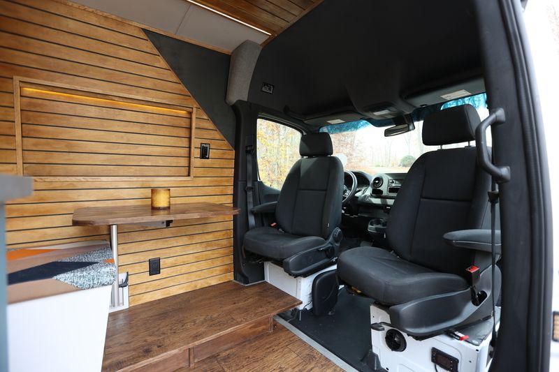 Picture 6/20 of a 2021 Mercedes Sprinter 170" WB High Roof for sale in New Haven, Connecticut