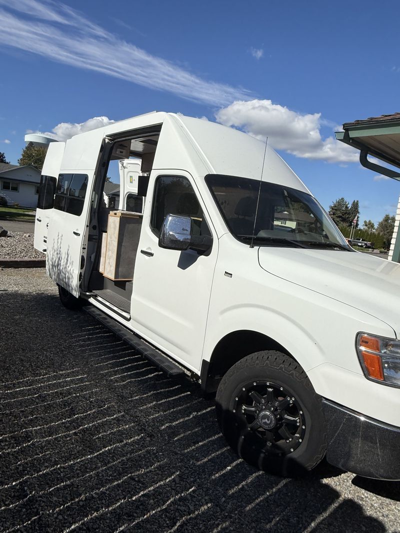 Picture 4/16 of a Nissan NV2500 HD for sale in Spokane, Washington