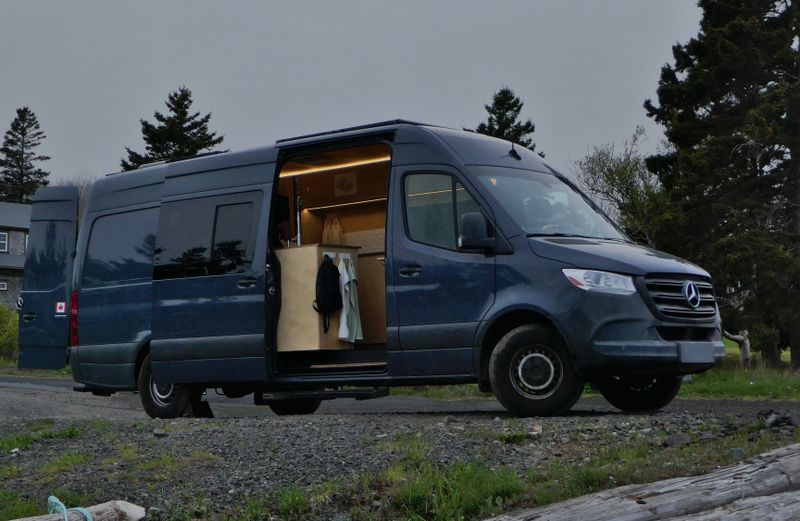 Picture 1/32 of a Sprinter for sale in Madison, New Jersey