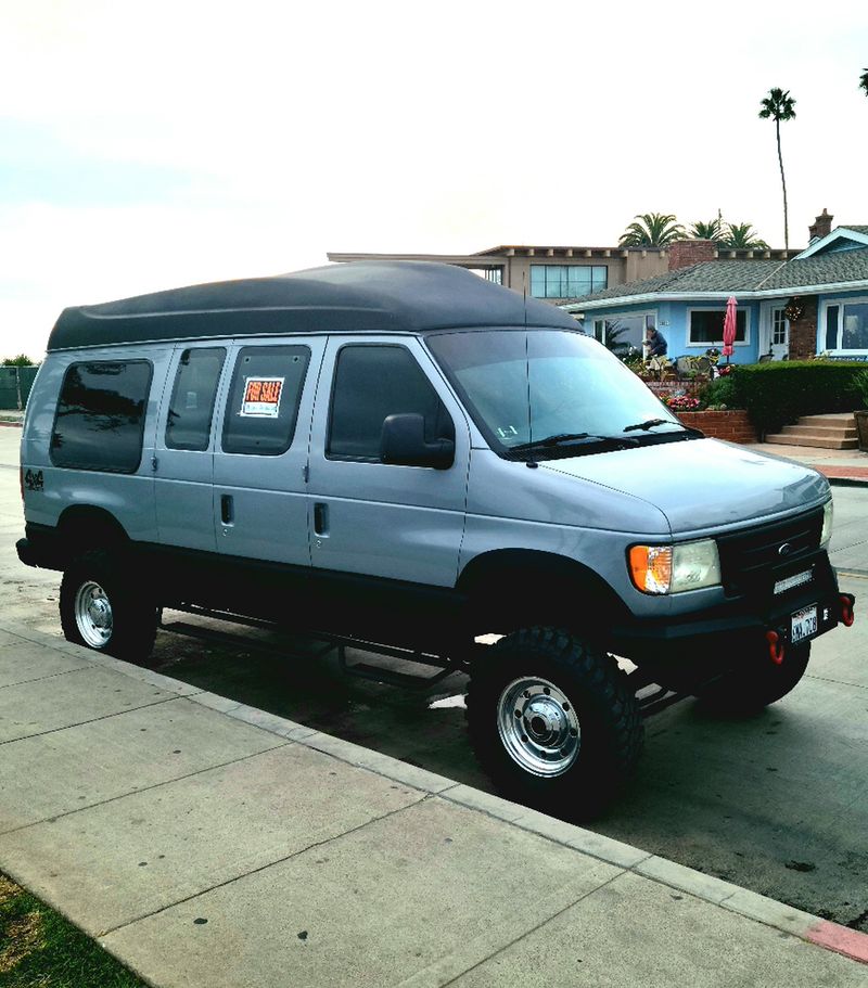 Picture 4/13 of a 2004 Ford Regency Camper Van 4x4 for sale in Newport Beach, California