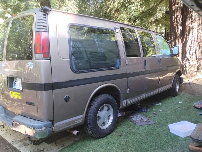 Picture 5/30 of a ($5000 OBO) 1999 GMC Savana Conversion 1500 V8 5.7 Liter  for sale in Leggett, California