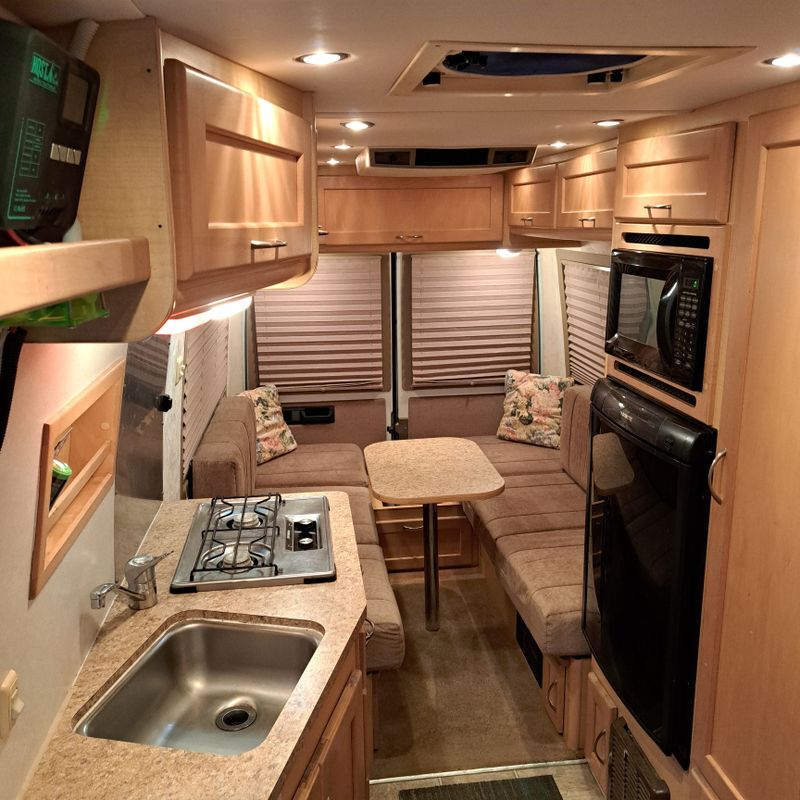 Picture 5/17 of a 2005 Sprinter Dodge / Mercedes / Pleasure- Way Plateau TD for sale in Black Mountain, North Carolina