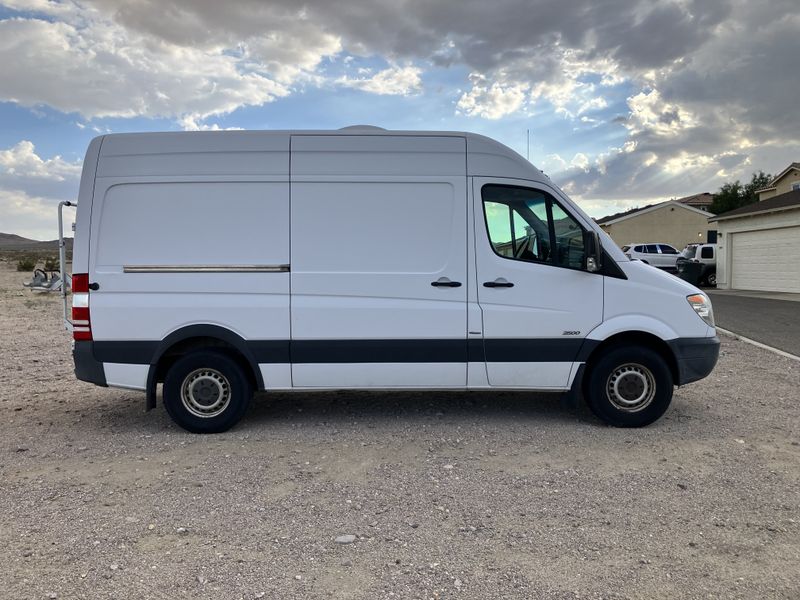 Picture 3/25 of a Fully built out 2012 sprinter 2500 (144 WB) for sale in Fort Irwin, California