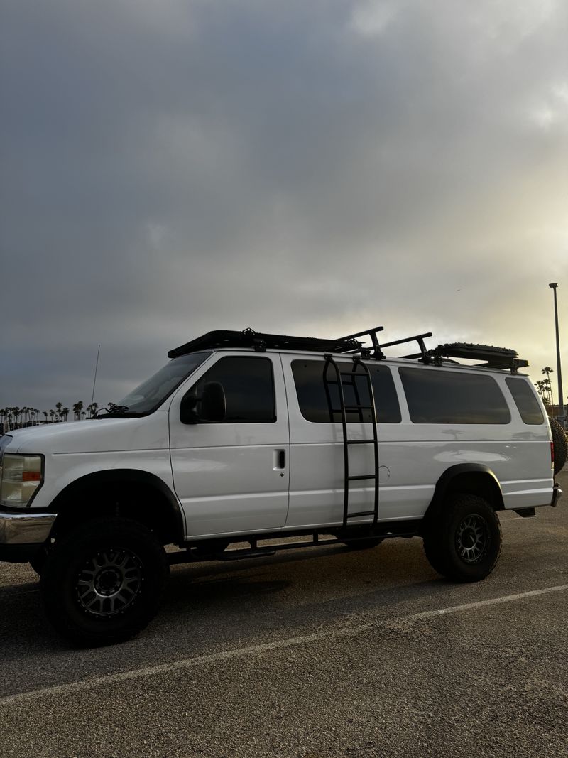 Picture 2/17 of a 2008 Ford E350 4x4 for sale in Oxnard, California