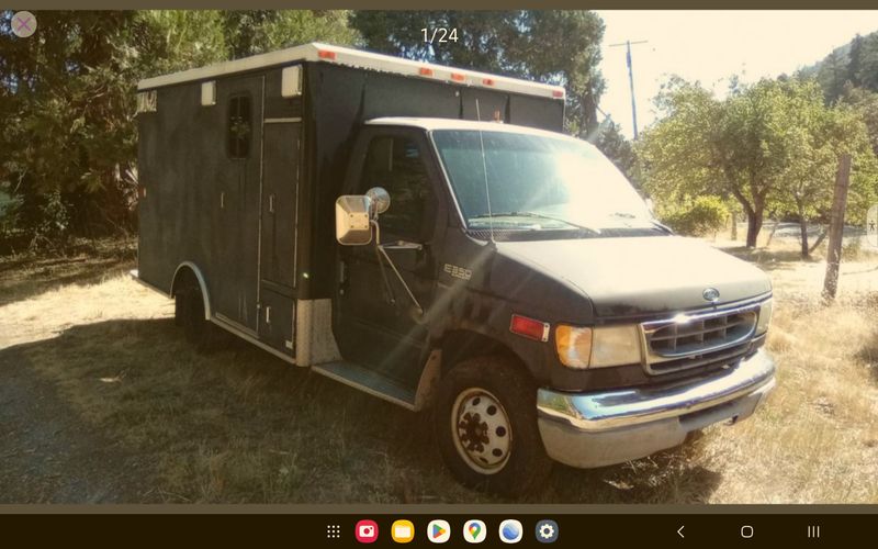 Picture 3/20 of a 1999 Ford E350 Diesel Ambulance/Camper for sale in Tiller, Oregon