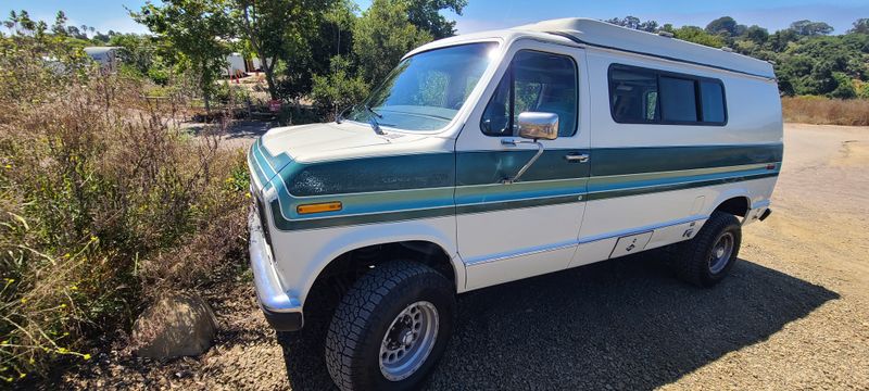 Picture 1/20 of a 1990 Ford E250 Sporstmobile 4x4 for sale in Santa Barbara, California