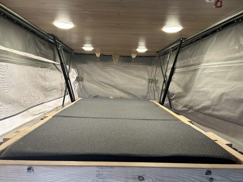 Picture 4/11 of a 2007 Chevy Express 3500 camper van for sale in South Jordan, Utah