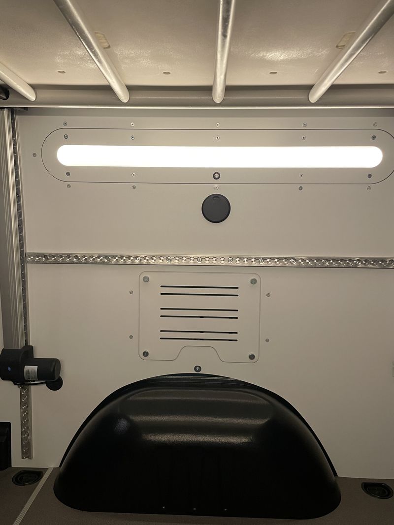 Picture 3/25 of a Stoutlander HLR – New 2024 Mercedes Sprinter 144 AWD for sale in Knoxville, Tennessee