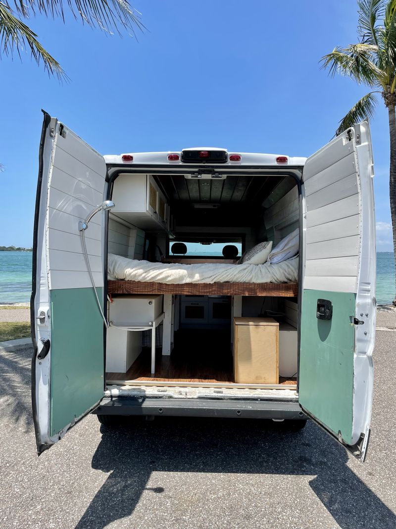Picture 6/11 of a 2018 Ram Promaster for sale in Sarasota, Florida