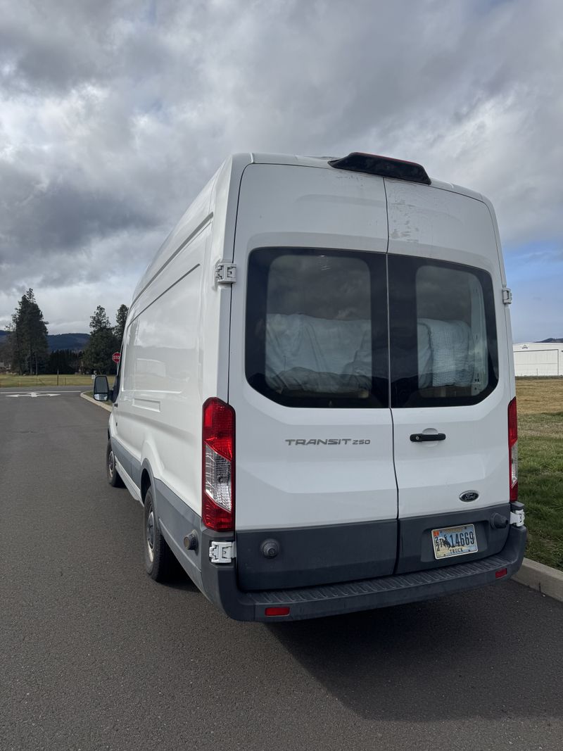 Picture 5/19 of a Ford Transit Entry Level 148 Extended for sale in Hood River, Oregon
