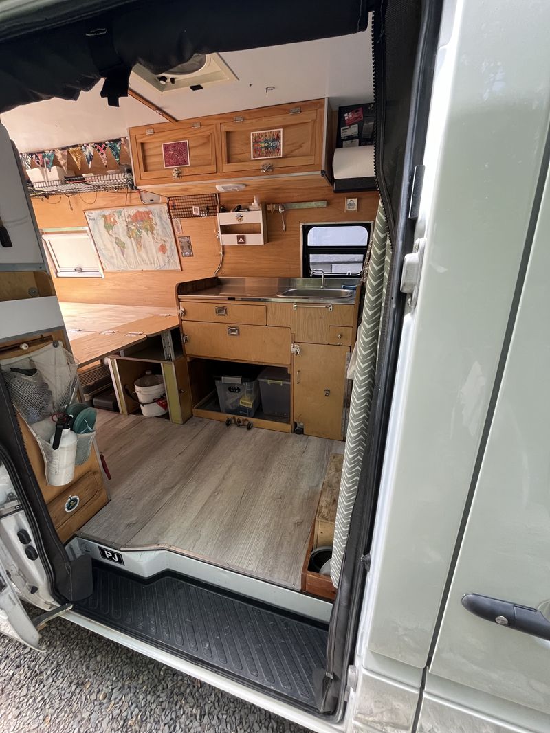 Picture 3/6 of a 2005 sprinter t1n overlander for sale in Trabuco Canyon, California