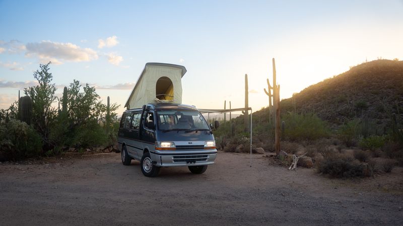 Picture 2/30 of a 1991 Toyota HIACE Cruising Cabin (Only 15K Miles!) for sale in Tucson, Arizona