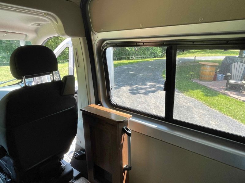 Picture 5/17 of a 2017 Winnebago Travato 59K for sale in Colona, Illinois