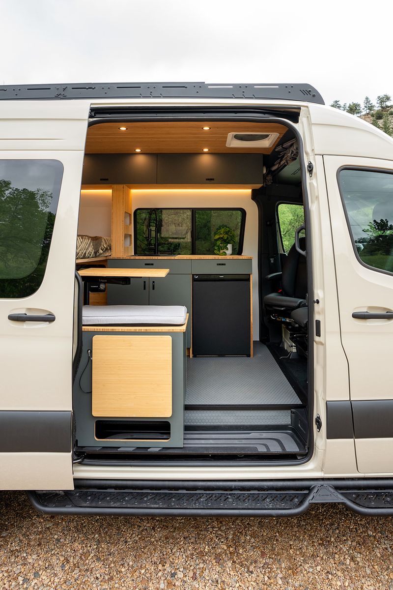 Picture 5/22 of a 2025 Geotrek Albatross Sprinter 144 AWD for sale in Boulder, Colorado