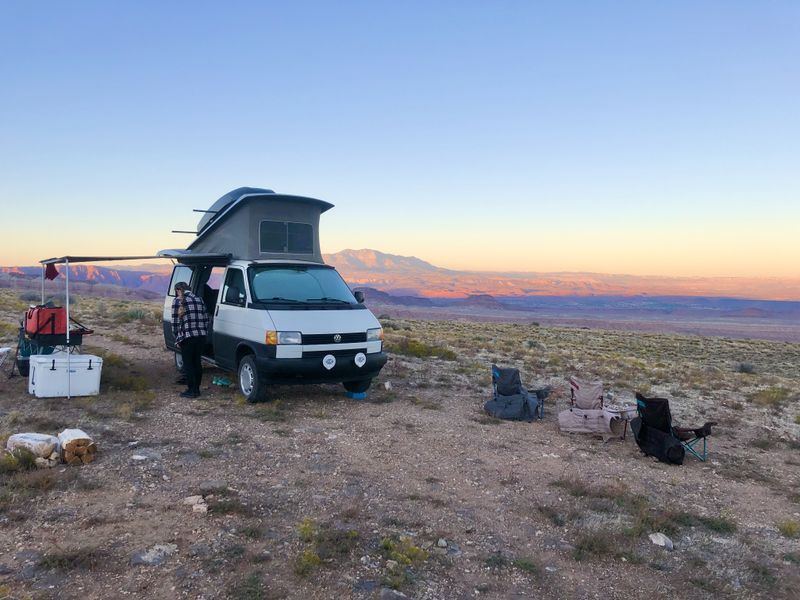 Picture 1/8 of a 1993 VW Eurovan Weekender Westfalia for sale in Salt Lake City, Utah