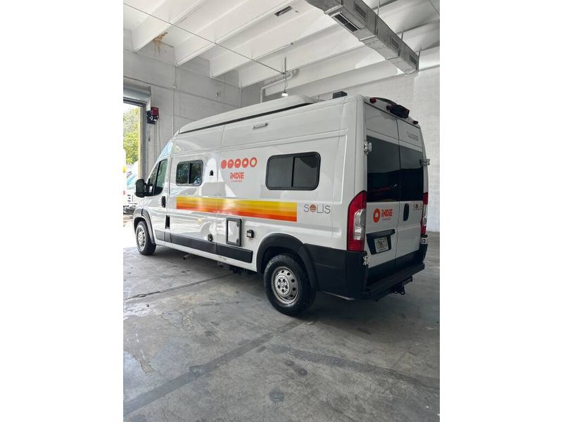 Picture 3/41 of a Winnebago 2023 Solis 59P for sale in Compton, California