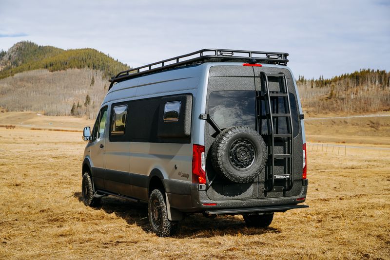 Picture 5/30 of a Yama Vans - 2021 Sprinter 170" 4x4 Winter Adventure Van for sale in Huntington Beach, California