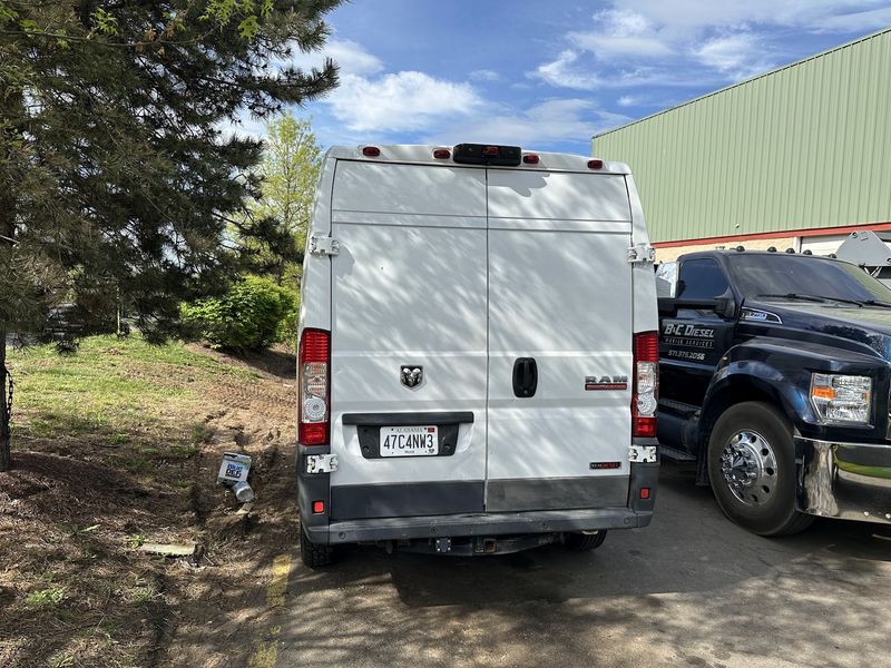 Picture 4/7 of a A Good Starting Point! for sale in Chantilly, Virginia