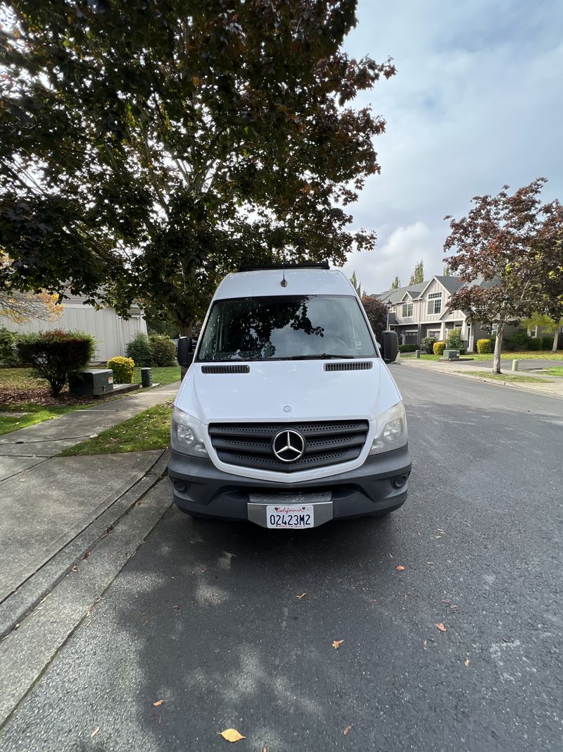 Picture 4/16 of a 2014 Mercedes-Benz Sprinter Campervan for sale in Hillsboro, Oregon