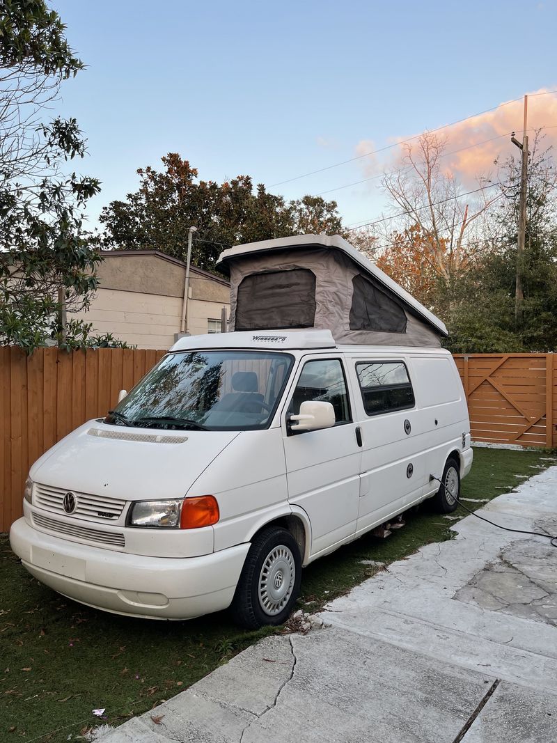 Picture 1/10 of a 1997 Volkswagen eurovan camper for sale in Orlando, Florida