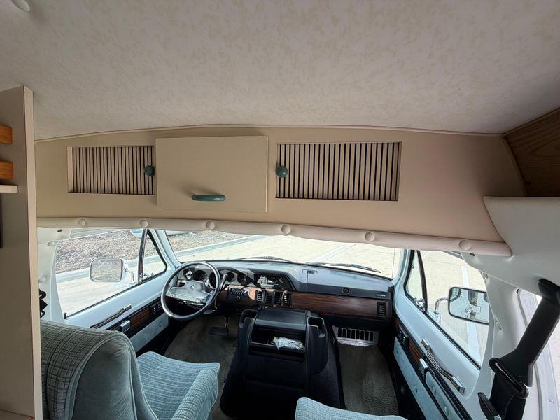 Picture 5/25 of a 1992 Dodge Ram Van B350 for sale in Kyle, Texas