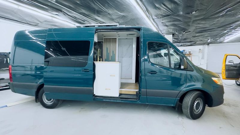 Picture 3/32 of a Amazing Brand New Mercedes Sprinter with unique design for sale in Phoenix, Arizona