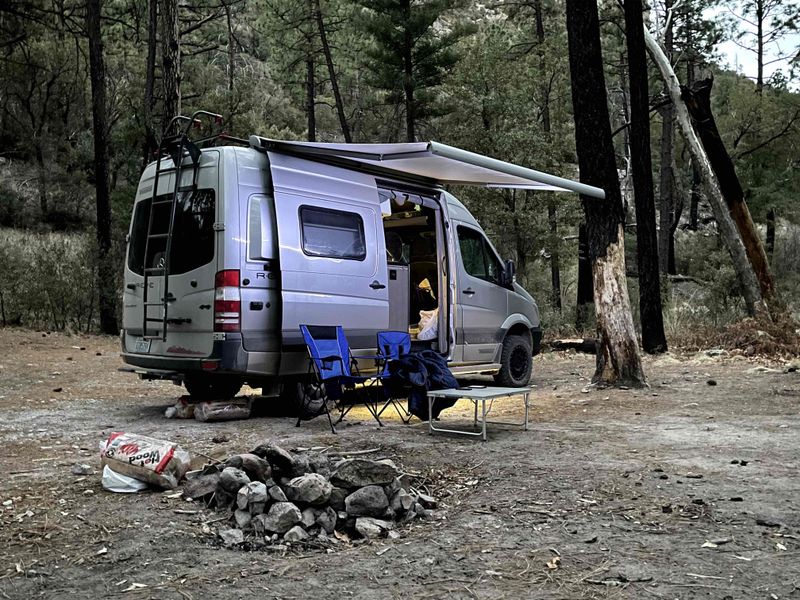 Picture 1/26 of a Mercedes Sprinter 4WD Winnebago Revel  for sale in Seattle, Washington