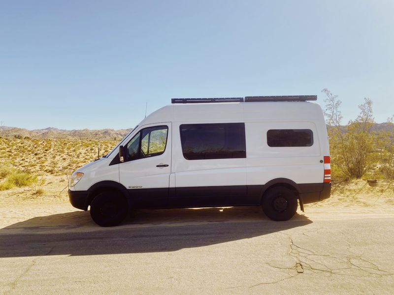 Picture 4/5 of a BEST OFFER! 2008 Mercedes Van - 2020 Conversion  for sale in Los Angeles, California